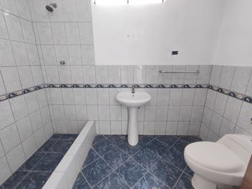 Propiedad Comercial Estratégica en Venta – Urb. Puente Blanco Av Cutervo, Ica