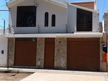Propiedad Comercial Estratégica en Venta – Urb. Puente Blanco Av Cutervo, Ica