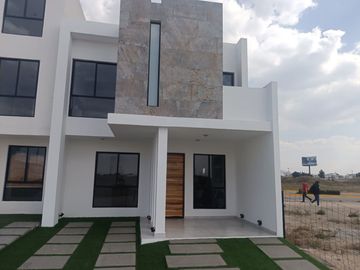 CASAS RESIDENCIALES ECONOMICAS EN 130.00 M2