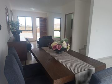 CASAS RESIDENCIALES SOBRE LA AUTOPISTA MEXICO PACHUCA