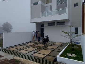 Rumah Rasa Villa Sejuk di Perumahan Syariah Lembang Cihideung