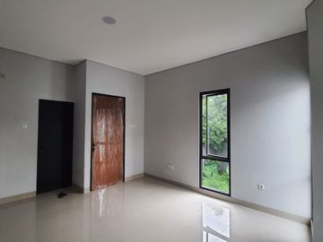 Rumah Kamang Pondoklabu Fatmawati, 3 LANTAI ROOFTOP Murah di Jaksel Kota Jakarta Selatan Jual Dijual