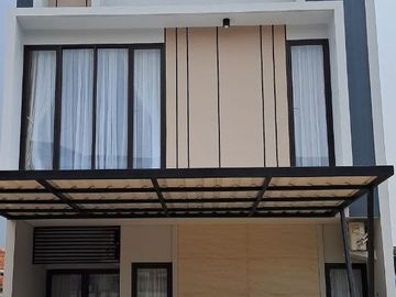Rumah Jl.Raya Pejaten,Baru 3 LANTAI Mewah Murah Pasar Minggu Jaksel Kota Jakarta Selatan Jual Dijual