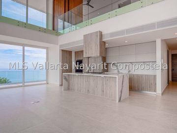 Penthouse en venta en Bucerias Zona Dorada.