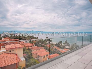 Penthouse en venta en Bucerias Zona Dorada.