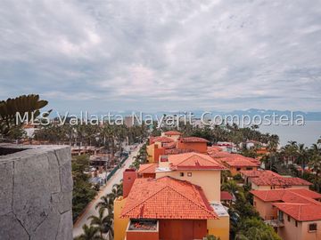 Penthouse en venta en Bucerias Zona Dorada.