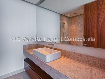 Penthouse en venta en Bucerias Zona Dorada.