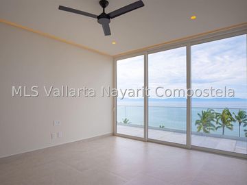 Penthouse en venta en Bucerias Zona Dorada.