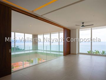 Penthouse en venta en Bucerias Zona Dorada.
