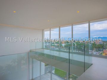 Penthouse en venta en Bucerias Zona Dorada.