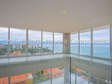 Penthouse en venta en Bucerias Zona Dorada.