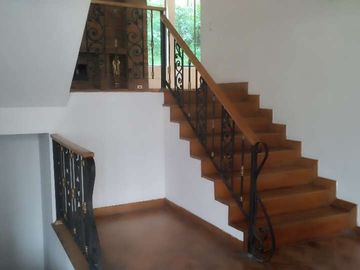 Casa en Venta Loma de Los Benedictinos Envigado
