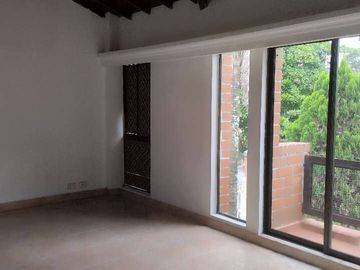 Casa en Venta Loma de Los Benedictinos Envigado