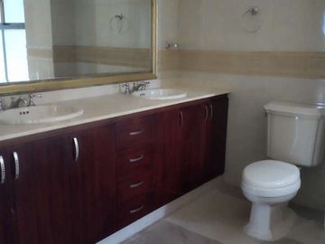 Casa en Venta Loma de Los Benedictinos Envigado
