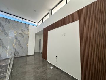 ESPECTACULAR CASA EN VENTA EN MAZATLAN SECTOR CERRITOS (ALTABRISA RESIDENCIAL) 4 RECAMARAS, A SOLO 800 MTS DEL MAR, PRIVADA CON ALBERCA Y GYM