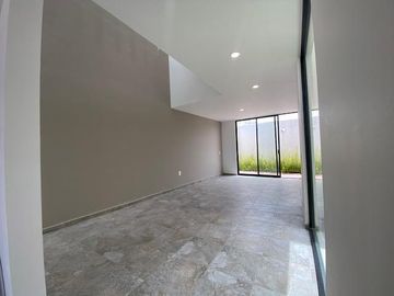 ESTRENA CASA DE AUTOR EN VENTA EN CAPITAL SUR  4 RECÀMARAS VIGILANCIA