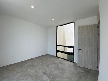 ESTRENA CASA DE AUTOR EN VENTA EN CAPITAL SUR  4 RECÀMARAS VIGILANCIA