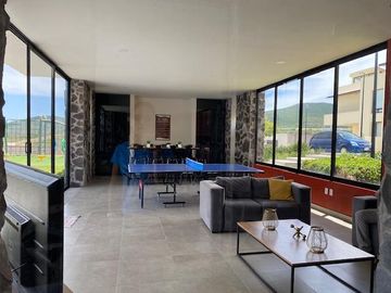 ESTRENA CASA DE AUTOR EN VENTA EN CAPITAL SUR  4 RECÀMARAS VIGILANCIA