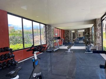 ESTRENA CASA DE AUTOR EN VENTA EN CAPITAL SUR  4 RECÀMARAS VIGILANCIA