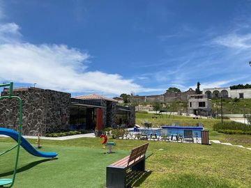 ESTRENA CASA DE AUTOR EN VENTA EN CAPITAL SUR  4 RECÀMARAS VIGILANCIA