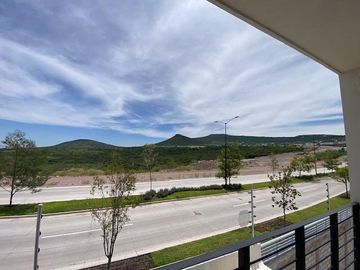 ESTRENA CASA DE AUTOR EN VENTA EN CAPITAL SUR  4 RECÀMARAS VIGILANCIA