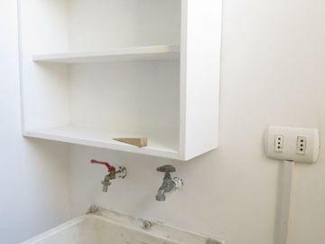 SE VENDE DEPARTAMENTO 3 DORMITORIOS 2 BAÑOS  Y ESTACIONAMIENTO EN  CONDOMINIO PARQUE ALMAGRO