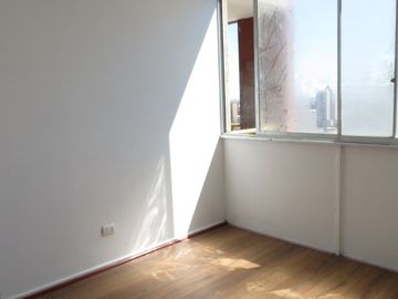 SE VENDE DEPARTAMENTO 3 DORMITORIOS 2 BAÑOS  Y ESTACIONAMIENTO EN  CONDOMINIO PARQUE ALMAGRO