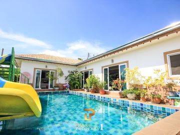 3 Bedroom Pool Villa for Sale Near Golf Course in Huay Yai Pattaya