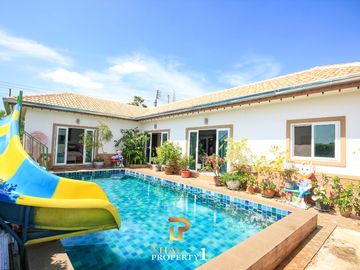 3 Bedroom Pool Villa for Sale Near Golf Course in Huay Yai Pattaya