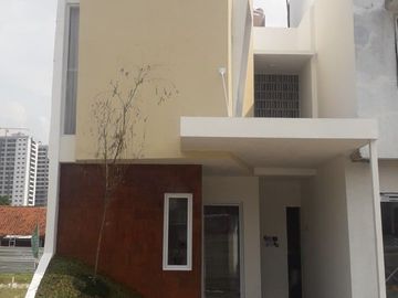 Rumah Aeer. Bintaro, Baru 2 LANTAI, Mewah Murah, Ciputat Tangsel, Kota Tangerang Selatan Jual Dijual