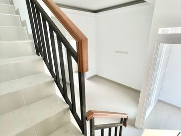 Rumah AGV-8 Parakan Pamulang, 2 LANTAI Murah Pondok Benda Tangsel Kota Tangerang Selatan Jual Dijual