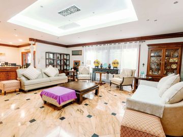 For Sale: 8BR House and lot in Dasmarinas Village (Paraiso St backing EDSA)