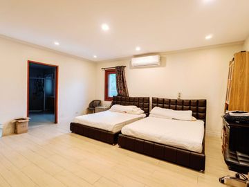 For Sale: 8BR House and lot in Dasmarinas Village (Paraiso St backing EDSA)