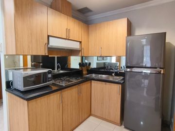 DIJUAL APARTEMEN SUDIRMAN MANSION 2BR LUAS 94m