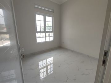 Rumah Ard. Arcamanik-Antapani, Baru READY-SIAP HUNI Murah 2 LANTAI Mewah di Kota Bandung Jual Dijual