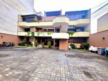 VENDO DPTO URB. TAMBO DE MONTERRICO - SURCO