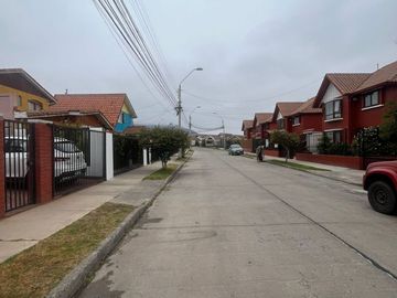 HERMOSA PROPIEDAD EN VENTA - COLINA EL PINO, LA SERENA