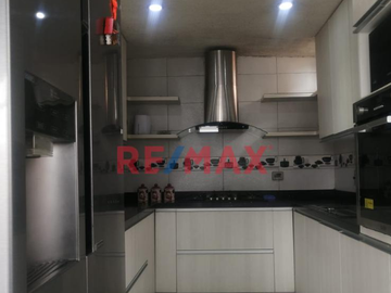 Se Vende Departamento 109 M2 - Cerca A Gamarra La Victoria