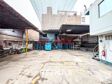 Venta De Terreno O Local Industrial 300 M2 - Ate