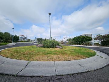 TERRENO EN VENTA FRACC.ZIBATÀ 128MTS2 CERCA UNIVERSIDAD ANÀHUAC VIGILANCIA