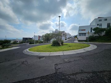 TERRENO EN VENTA FRACC.ZIBATÀ 128MTS2 CERCA UNIVERSIDAD ANÀHUAC VIGILANCIA