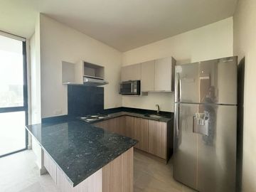 Departamento de 2 recámaras y 2 baños en renta en Montes de Amé