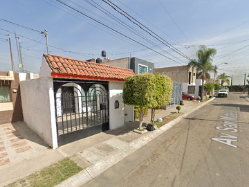 VENTA: BONITA CASA EN ZAPOPAN, JALISCO