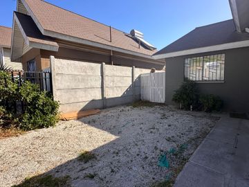 OPORTUNIDAD UNICA VENDO CASA 3 DORMITORIOS, DOS BAÑOS CON MANSARDA, NOVA HACIENDA, COQUIMBO