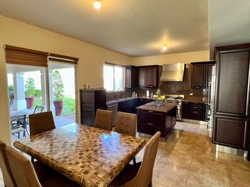 Casa en venta en La Rioja Residencial al poniente de Hermosillo