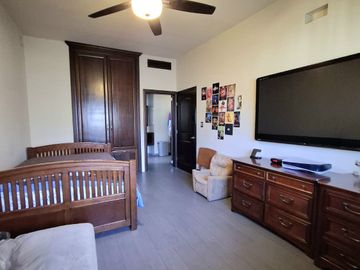 Casa en venta en La Rioja Residencial al poniente de Hermosillo