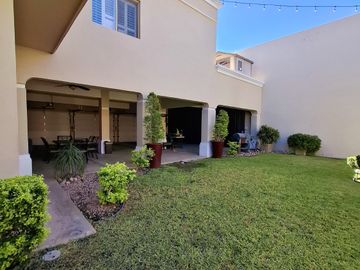 Casa en venta en La Rioja Residencial al poniente de Hermosillo