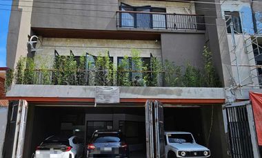 Banawa, Modern House