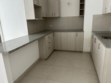 VENDO DEPARTAMENTO EN 100 OLIVOS PARC