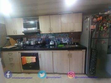 ¡¡SENSACIONAL CADA CON EXCELENTES ESPACIOS Y ACABADOS DE LUJO MUY BIEN UBICADA!! ESTADIO